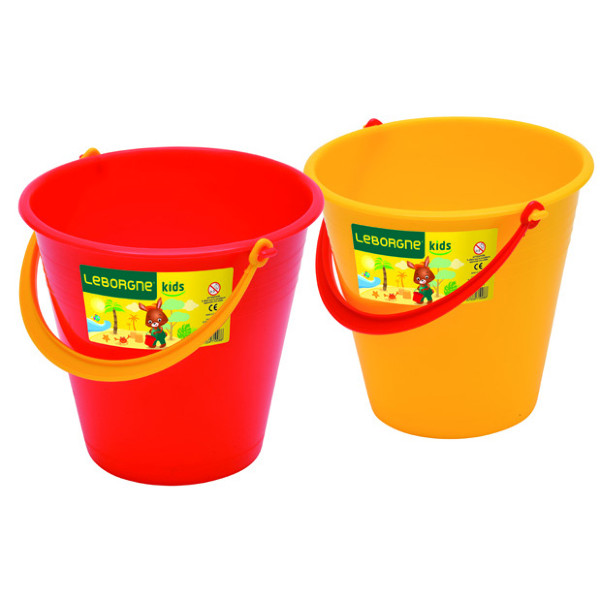 Plastic bucket for children 2