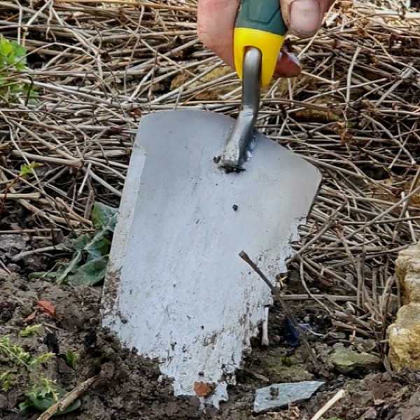Duopro® tine planting trowel with bi-material handle 5